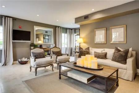 Sun Harbour Boutique - 1