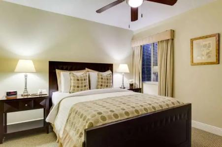 Sun Harbour Boutique - 2