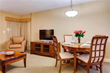 Sun Harbour Boutique - 31