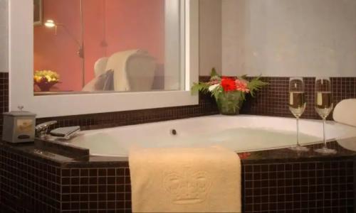 Excelsior & Spa Baku - 9