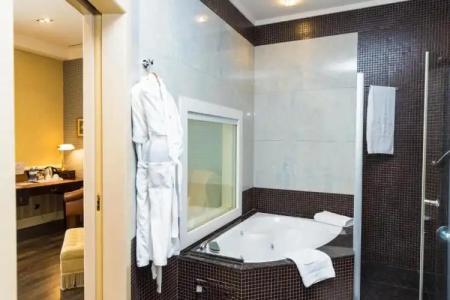 Excelsior & Spa Baku - 36