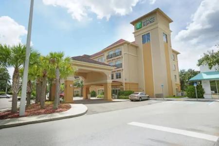 Holiday Inn Express TAMPA N I-75 - UNIVERSITY AREA by IHG - 0