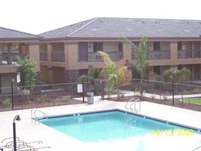 Legacy Suites Extended Stay - 7