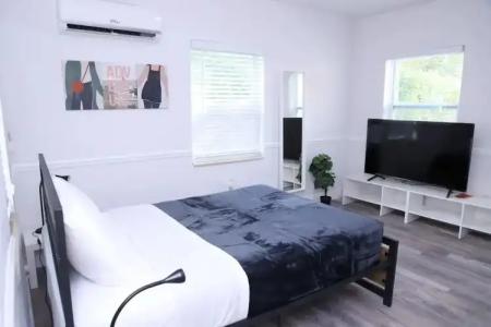 Courtyard Miami - 54