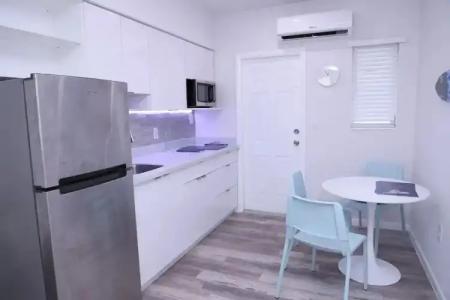 Courtyard Miami - 64