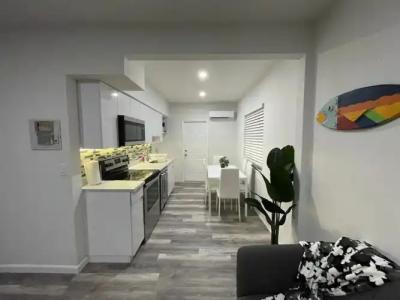 Courtyard Miami - 10