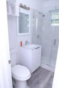 Courtyard Miami - 44