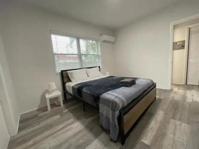 Courtyard Miami - 25