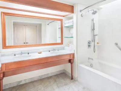 Grand Hyatt Kauai Resort and Spa - 43