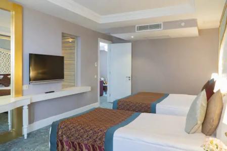 Royal Taj Mahal - All Inclusive - 2