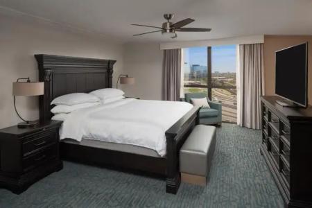 Sheraton Dallas by the Galleria - 5