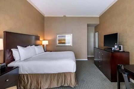 Renaissance Dallas North - 24