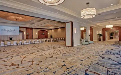 Balboa Bay Resort - 18