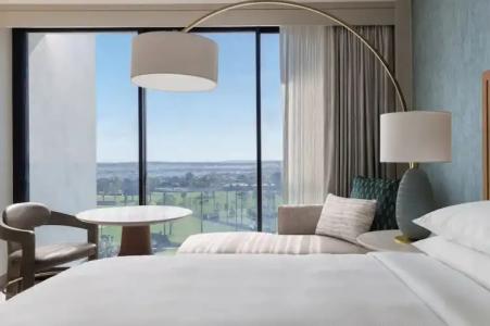 VEA Newport Beach, a Marriott Resort & Spa - 64