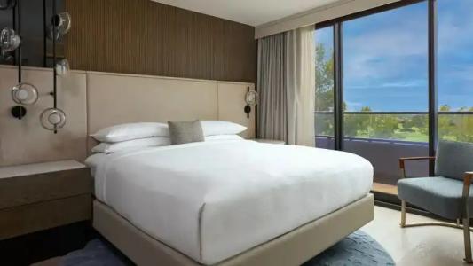 VEA Newport Beach, a Marriott Resort & Spa - 77