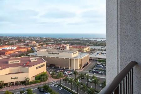 Pendry Newport Beach - 89