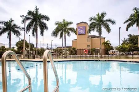 Sleep Inn Miami Airport - 40