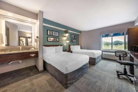 Sleep Inn Miami Airport - 53