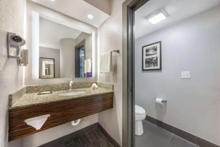 Sleep Inn Miami Airport - 8