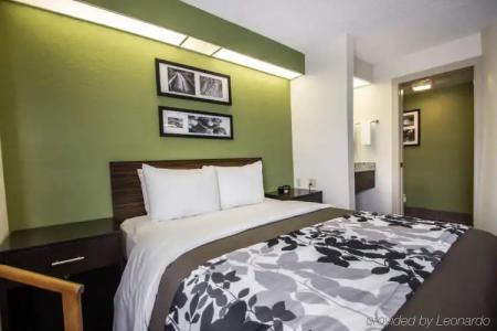 Sleep Inn Miami Airport - 39