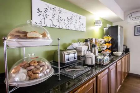 Sleep Inn Miami Airport - 12