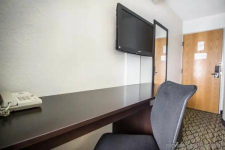 Sleep Inn Miami Airport - 43