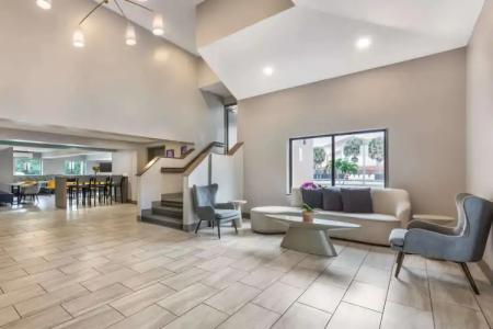 Sleep Inn Miami Airport - 13