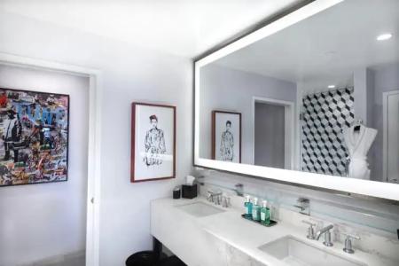 Montrose at Beverly Hills - 6