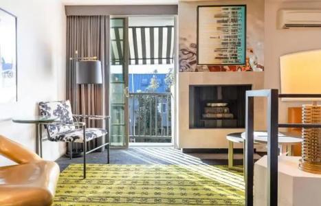 Montrose at Beverly Hills - 18