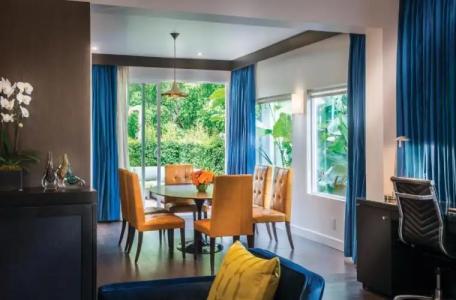 Sunset Marquis - 126