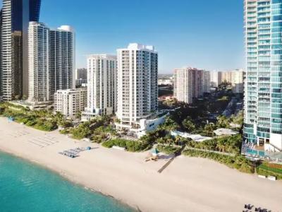 DoubleTree Resort & Spa by Hilton Ocean Point - North Miami Beach - 19