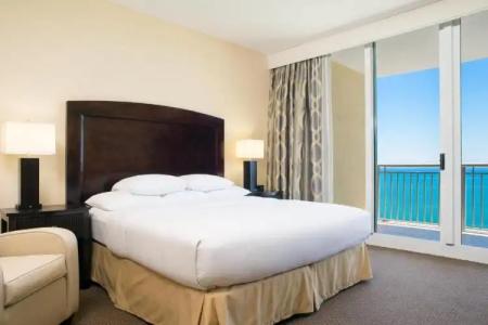 DoubleTree Resort & Spa by Hilton Ocean Point - North Miami Beach - 45