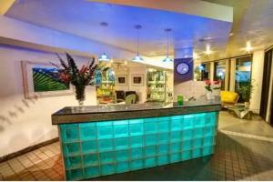 Golden Strand Ocean Villa Resort, Sunny Isles Beach