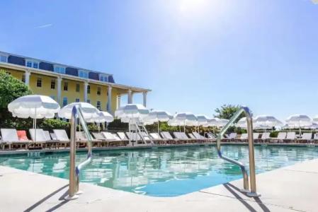 The Beach Club on Madison Avenue - 7