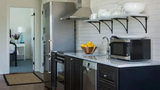 The Beach Club on Madison Avenue - 35