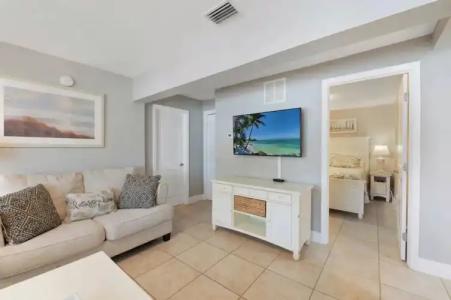 A Beach Retreat - 140