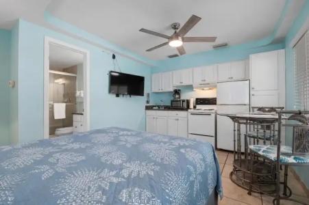 A Beach Retreat - 56