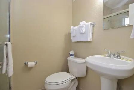 A Beach Retreat - 75