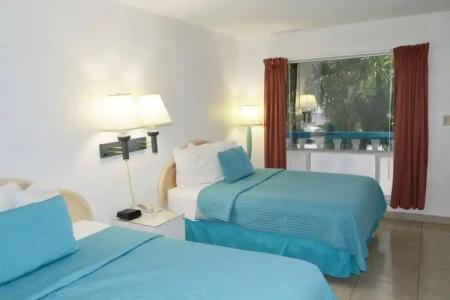 Horizon by the Sea Inn - 2