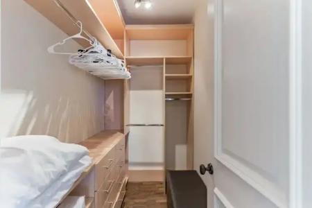 Breakaway Inn Guest House - 53