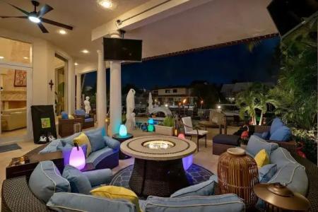 Breakaway Inn Guest House - 63