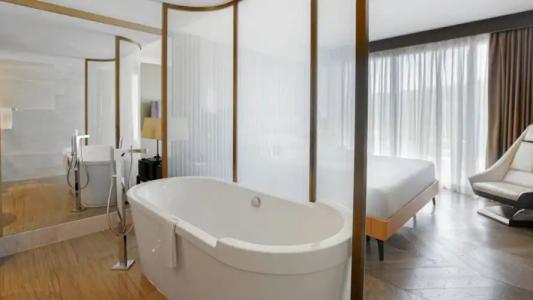 Sheraton Universal - 95