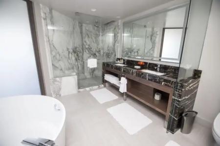 Hilton Los Angeles-Universal City - 74