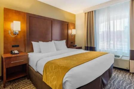 Comfort Suites the Villages - 27