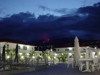 King's House Resort - 11