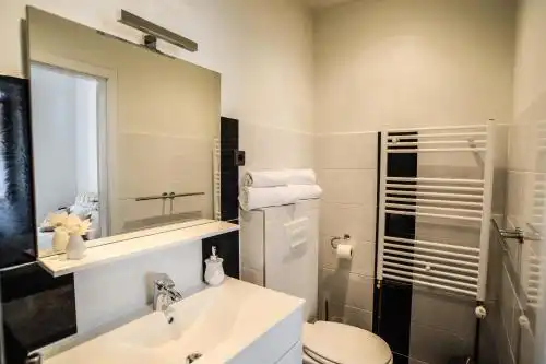 City Center Rooms - 2
