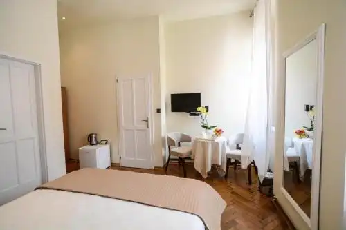 City Center Rooms - 24