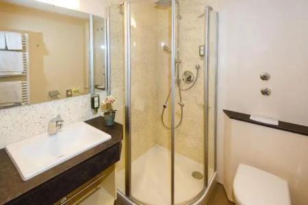 Hotel-Restaurant Bellevue - 34