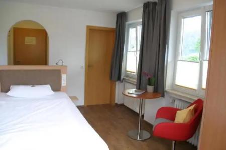 Hotel-Restaurant Bellevue - 17