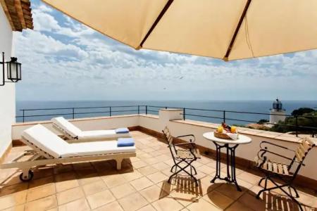 El Far Restaurant - 13